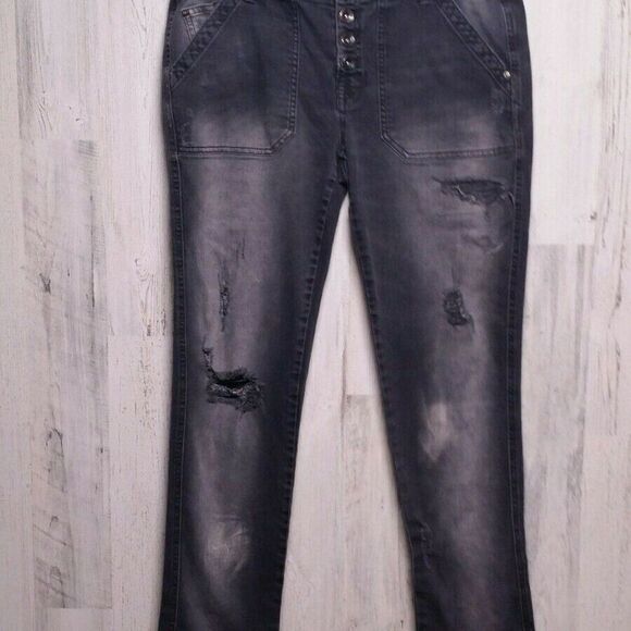33x27 Free People Black Distressed Destroyed Ankle - Picture 2 of 13
